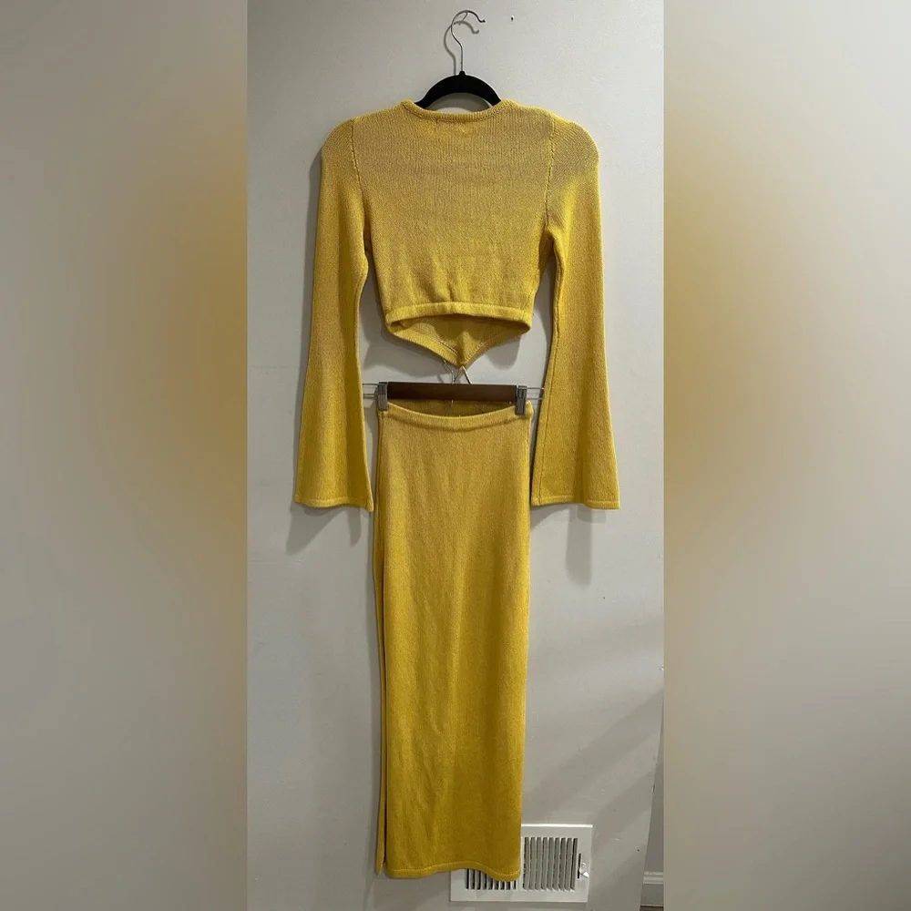 Meshki Anna Flare Sleeve Knit  Dress Yellow - Picture 4 of 16